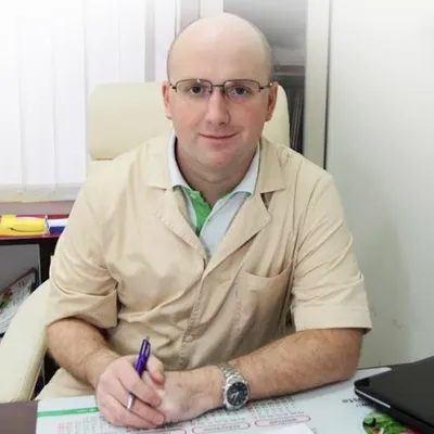 lek. Bartosz Badeński, Chirurg